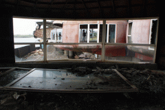 TW_UFOHouses_20081228_23